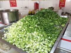葱花-佘记全家福芋儿鸡(向阳街总店)
