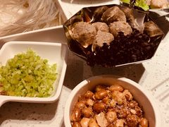 飞鱼籽虾滑-左庭右院鲜牛肉火锅(环球港店)