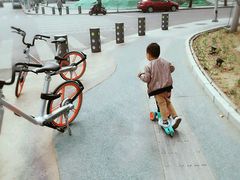 -资和信百货商场