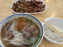 -香辉食馆(新兴路店)