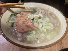 -叁窝雀·云南小锅米线(万象汇店)