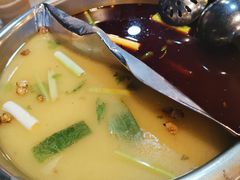 -肖肖酸萝卜鱼火锅(总店)