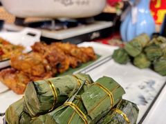 -刘姐啤酒鱼民族演艺餐厅(西街总店)