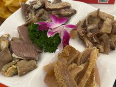 -鸿喜牛·潮汕鲜牛肉火锅(海浪湾店)