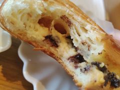 -VERIE BAKEHOUSE