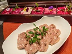 -左庭右院鲜牛肉火锅黑金店(陆家嘴中心店)