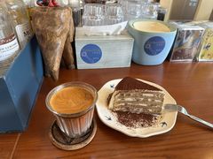 -Be Lived Cafe比例咖啡(摩天轮店)
