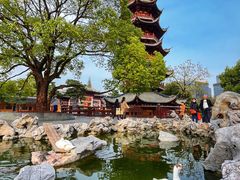 -龙华寺