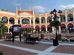 -佛罗伦萨小镇广佛名品奥特莱斯(疏港路店)