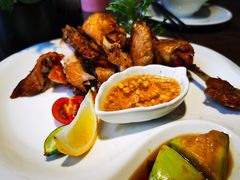 -青叶202都市餐厅(迪诺水镇店)