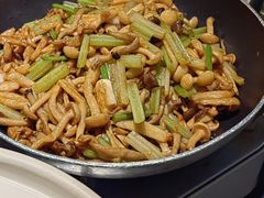 -小菜园新徽菜(青岛市南万象城店)