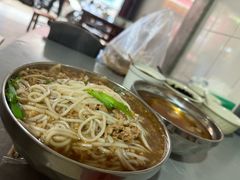 -正宗杨记普洱酸醋米线(总店)
