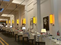 -先锋书店(五台山总店)