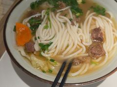 -鑫花溪牛肉米粉(凤凰街创始总店)