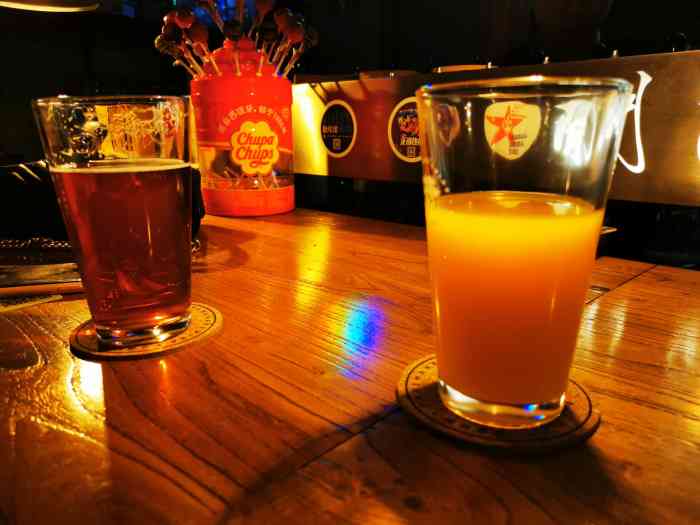 楚门酒吧精酿简餐气象台路店