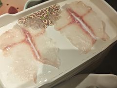 -老牌坊云南鱼豆花火锅(爱建店)