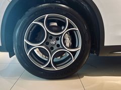 -上海保利玛莎拉蒂和阿尔法罗密欧(华翔路店)