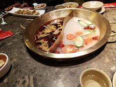-小龙坎火锅(湖滨银泰in77店)