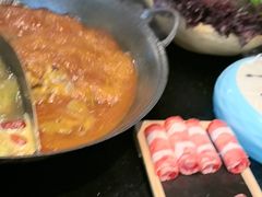 -鹿鸣山草本茶香火锅(园西路店)