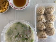 -曼曼汤包(建国西路店)