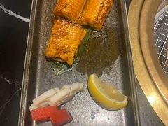 -山川小町·极番烧肉(新地假日广场店)