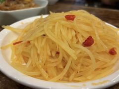 酸辣土豆丝-一楼食业·美食人家