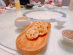 -莲餐厅·湖北菜·潜江小龙虾店(愚园路店)