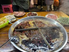 -储奇门鳝鱼火锅(总店)