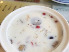-广信牛奶甜品世家(台东店)