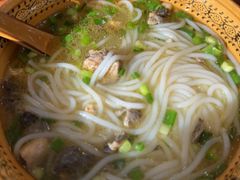 -正宗李家土鸡米线店