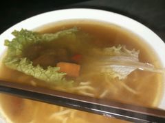 -蓝尊量贩(黄河路店)