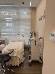 -医颜医疗美容门诊部