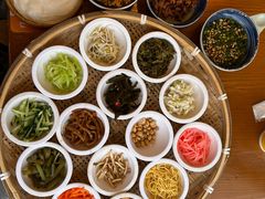 -包整·丝娃娃(一览甲秀楼风景店)