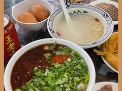 -牛一嘴·兰州牛肉面·大盘鸡(财富中心店)