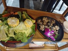 -一朵菌·野生菌探索家火锅(南亚店)
