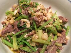 -洞庭土菜小炒馆(易发广场店)