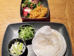 烤五花肉卷饼-新石器烤肉(南站店)