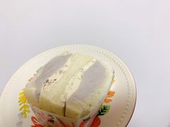 芋泥玫瑰奶酪三明治-沁屋面包店(人民东路店)