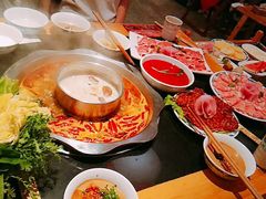 特色嫩牛肉-董家湾重庆老火锅(武清杨村店)