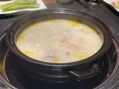 -大匠工房古船木艺术餐厅·猪肚鸡专门店(长白仙岛店)