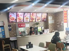 -李先生牛肉面大王(北京站售票厅餐厅)