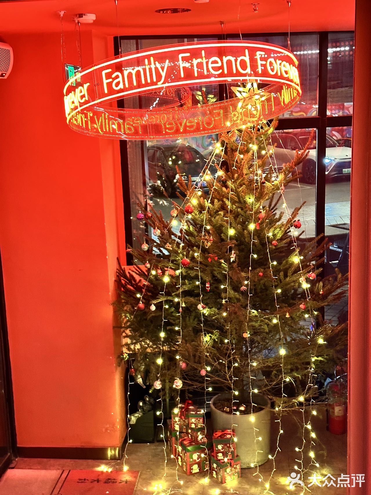 北京三里屯！圣诞氛围遥遥领先...