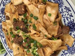 -壹阁胡羊焖饼(特色小吃街店)