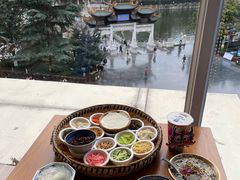 -包整·丝娃娃(一览甲秀楼风景店)