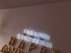 -UNI UNI(环亚凯瑟琳店)