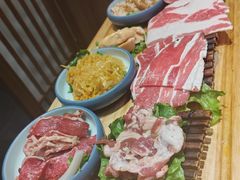 -明洞阿姨·韩式酱蟹烤肉·创意料理(三元桥店)