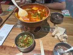 番茄汤底-成都你六姐·牛肉冒菜(信泰中心商场店)