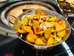 -人民公社铁锅炖·东北菜(卫国道店)