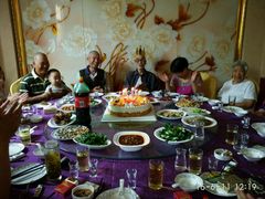 -西安国际陆港假日酒店