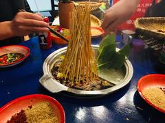 -钢管厂五区小郡肝串串香(南山店)